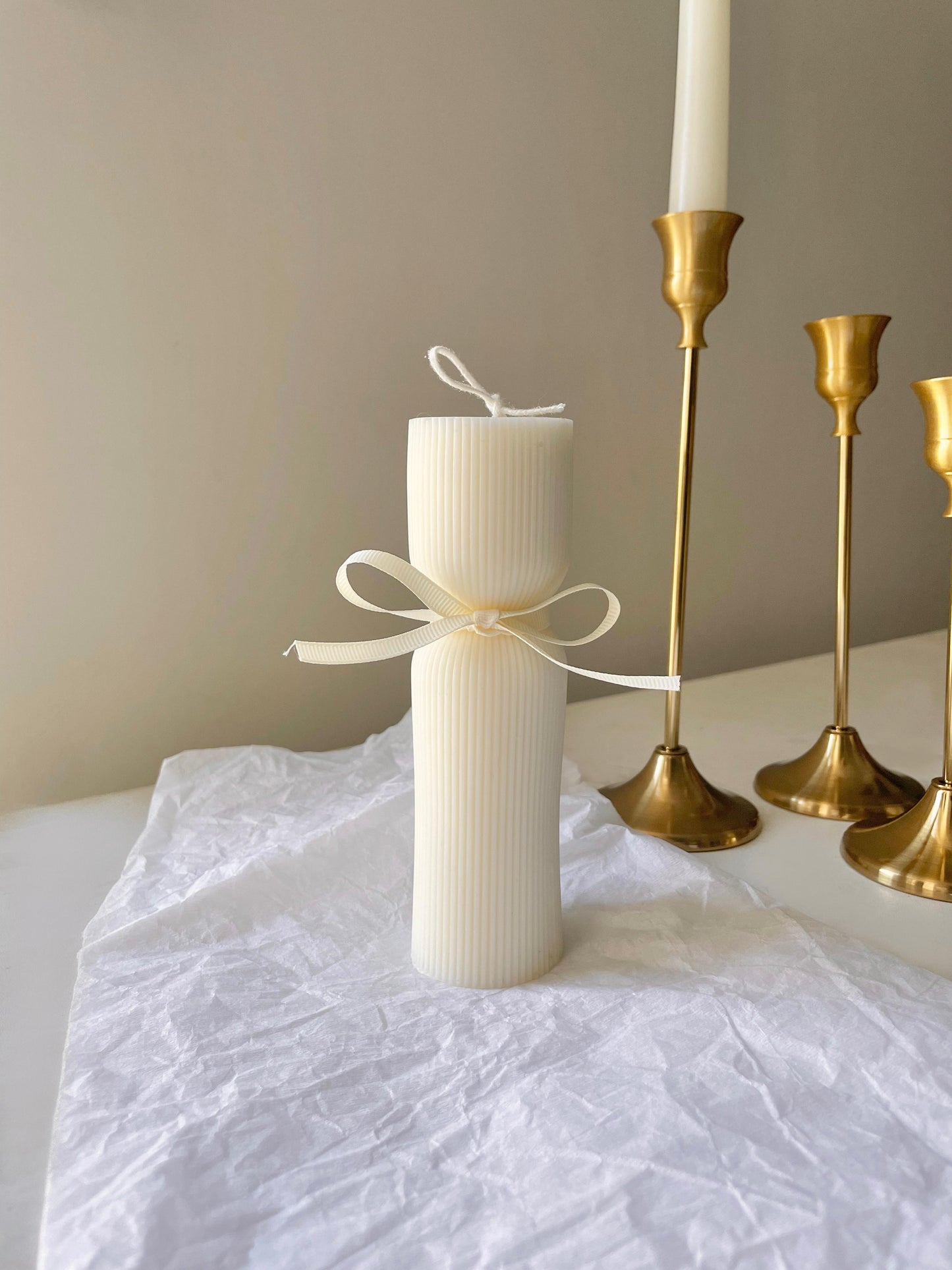 Ivy Ribbed Pillar Candle